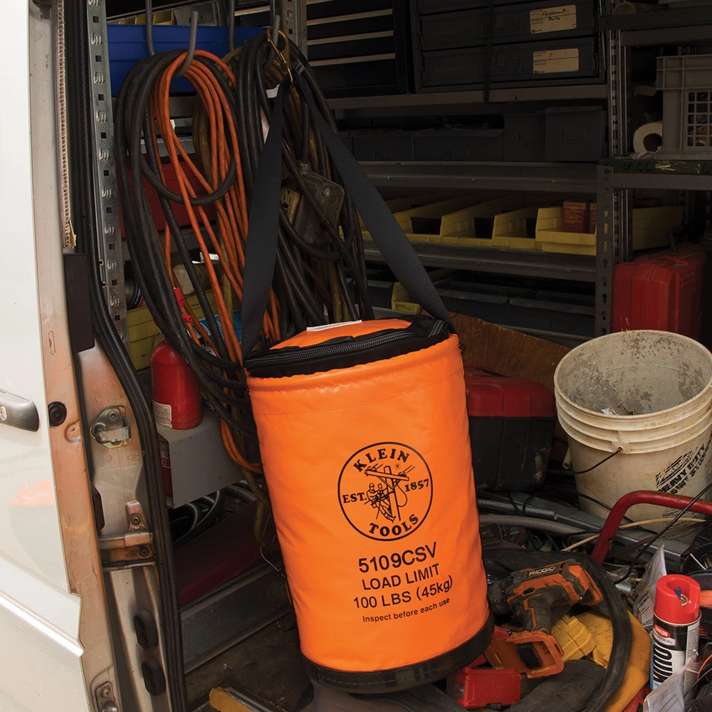 Klein Tools 5109CSV Vinyl Top-Closing Bucket with Swivel Snap
