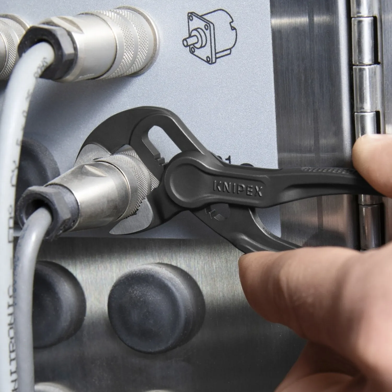 Knipex 87 00 100 SBA 4" Cobra XS Water Pump Pliers