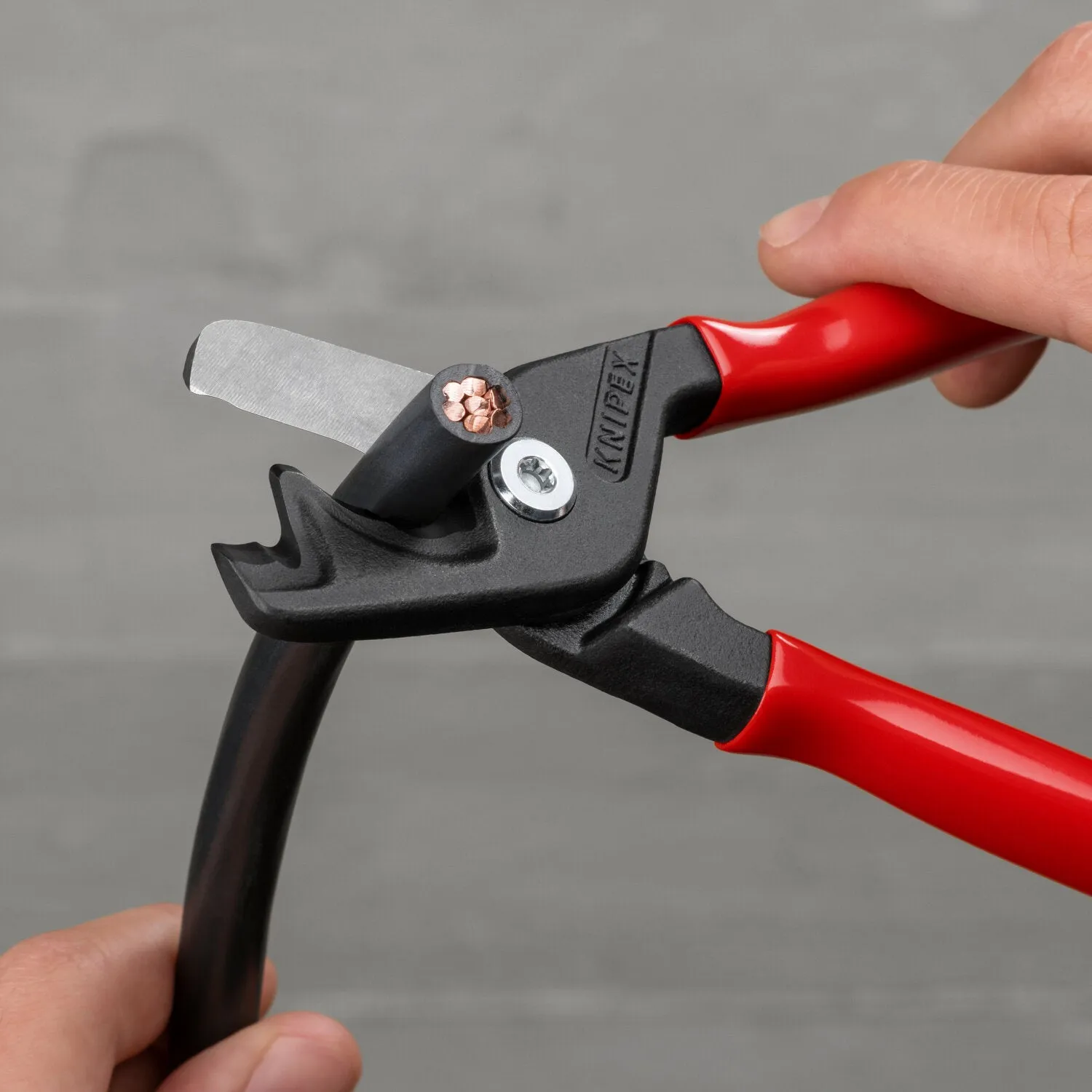 Knipex 95 11 225 SBA StepCut XL Cable Shears, 9"